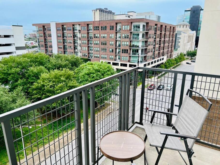 Apto 1 Bed - Kitchen - Free Parking Apartment ฮูสตัน ภายนอก รูปภาพ